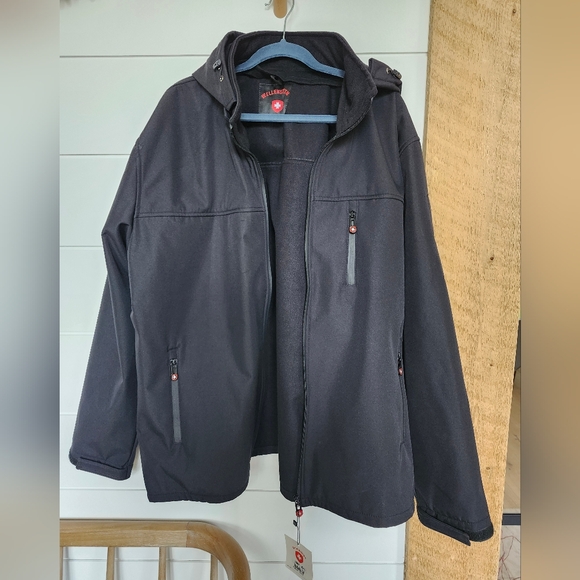 Black Softshell Jacket - Picture 1 of 5